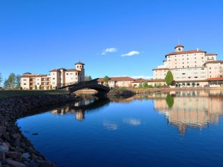 USA Colorado Broadmoor Back2 scaled