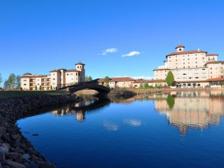 USA Colorado Broadmoor Back2 scaled